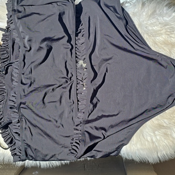 Shein Vacay ruffle Plus Size Black Bikini 4xl 24 NEW - Picture 9 of 12